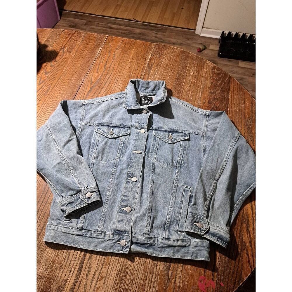 BDG Urban Outfitters Medium denim blue jean jacket long sleeve button front